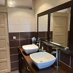 Le Grillen - 4 Bedroom - Centre Apartmán *