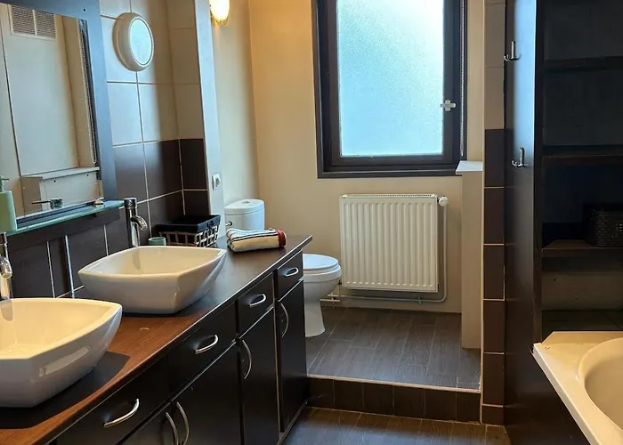 Le Grillen - 4 Bedroom - Centre Apartamento