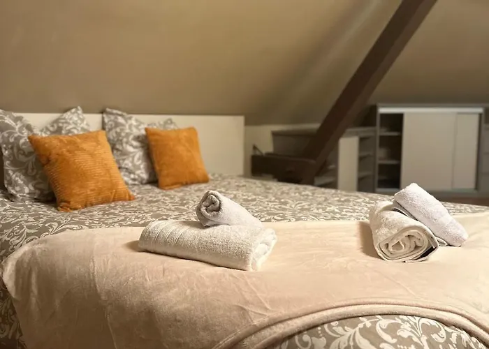 Le Grillen - 4 Bedroom - Centre Apartamento